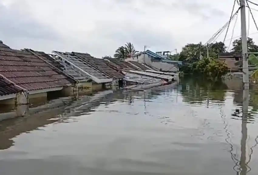 Banjir di Kecamatan Jayanti, Kabupaten Tangerang, Banten.