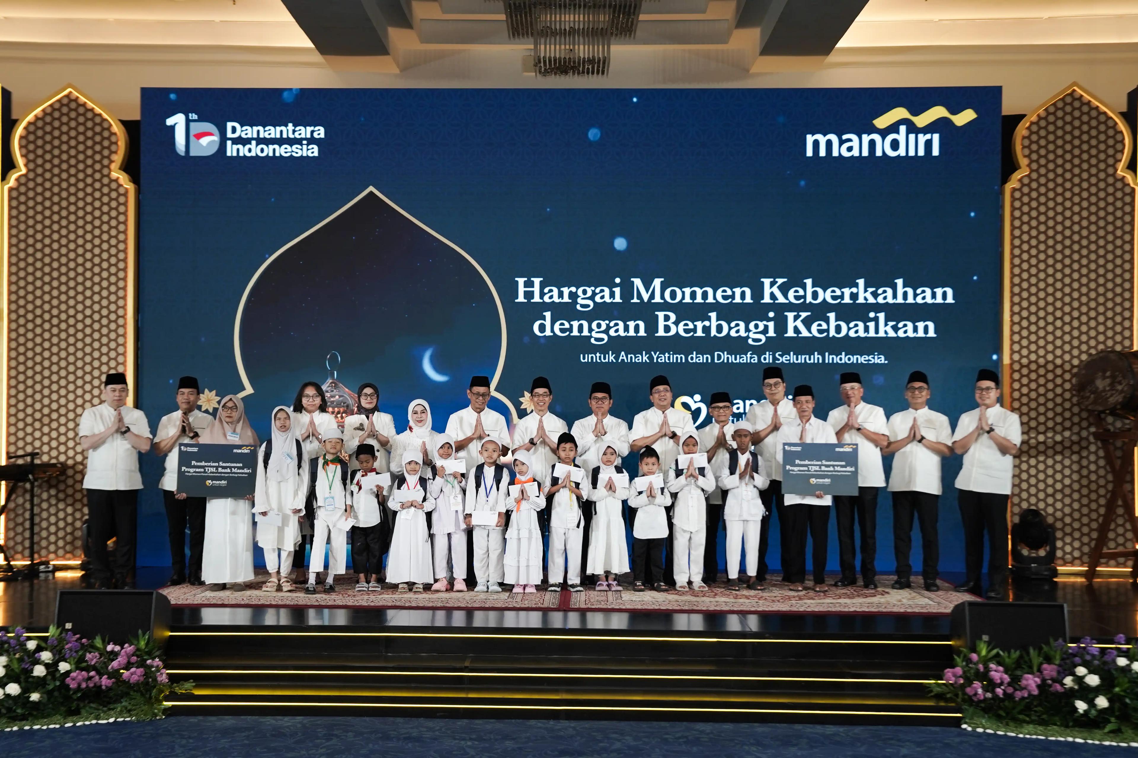 Bank Mandiri menggelar kegiatan Buka Puasa Bersama dan Santunan Anak Yatim di Menara Mandiri, Jakarta