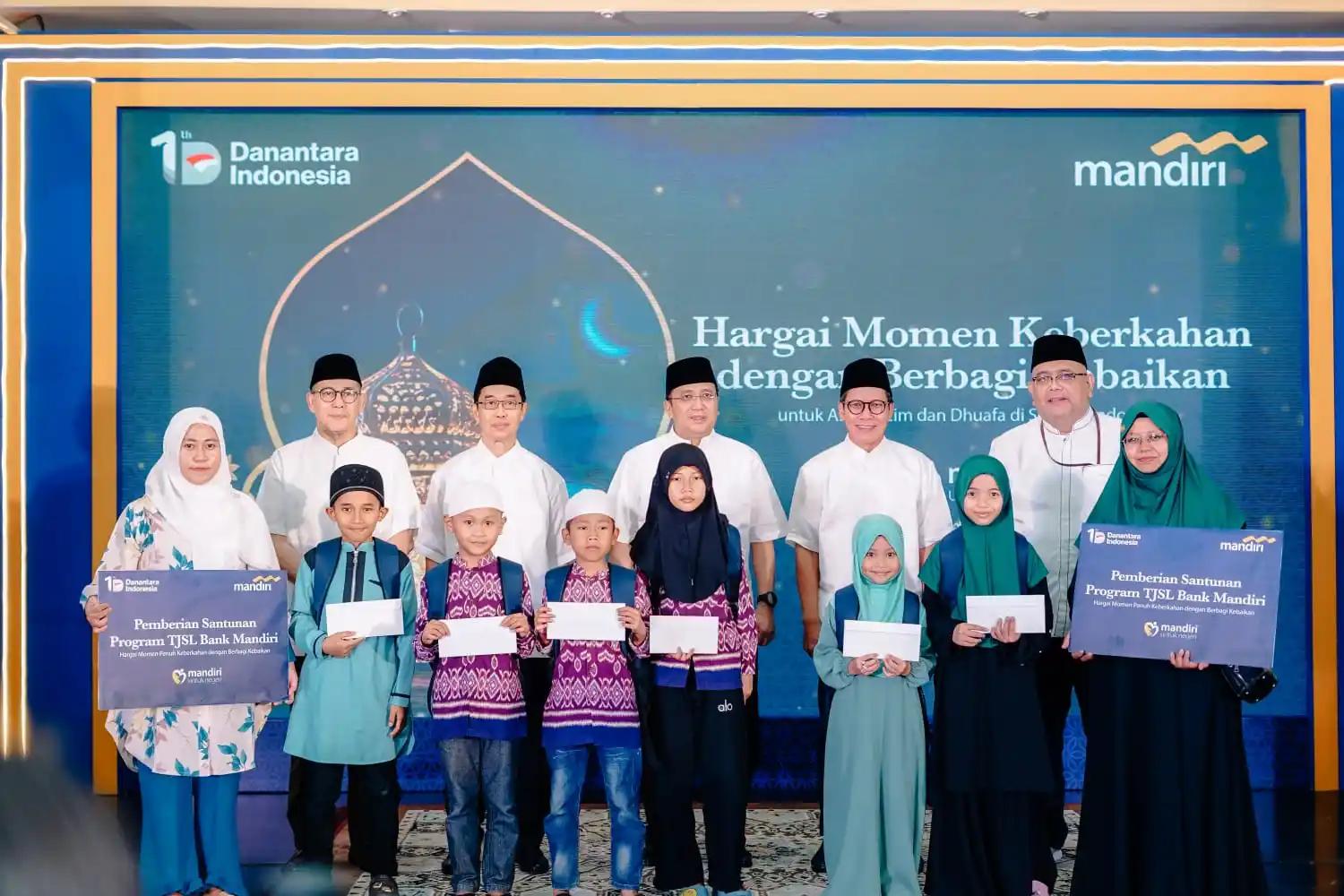 Bank Mandiri menggelar kegiatan Buka Puasa Bersama dan Santunan Anak Yatim di Palembang