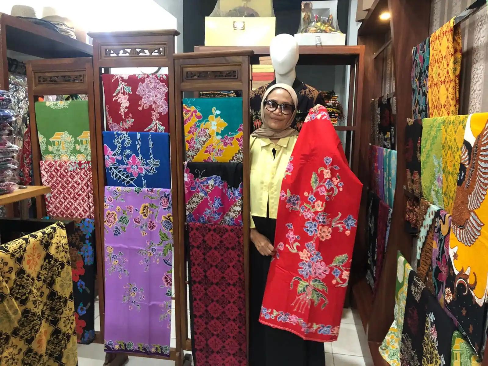 Batik Khas Tangerang