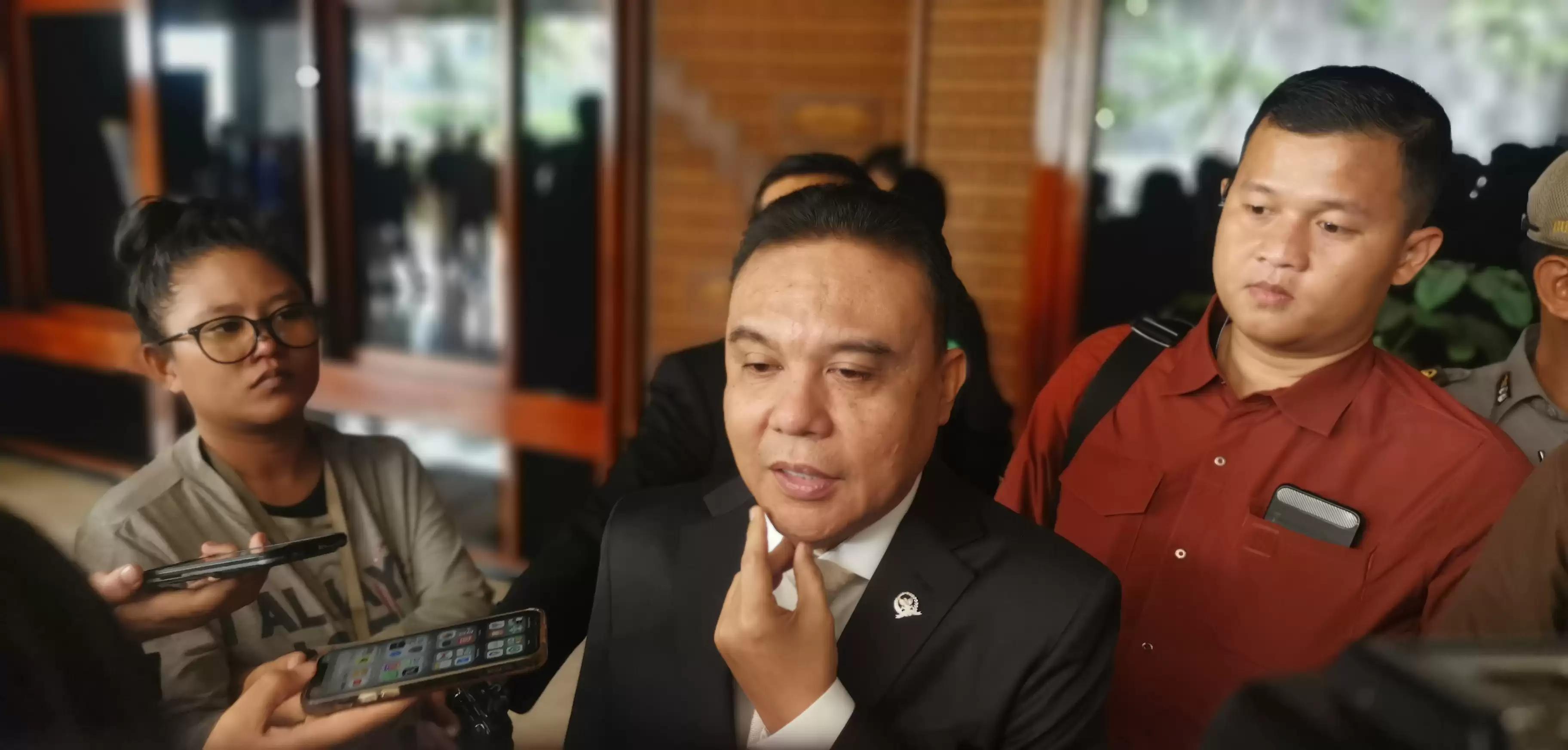 Curhat Dasco: Kami Tahu Betul Rasanya Baliho Hilang atau Disobek