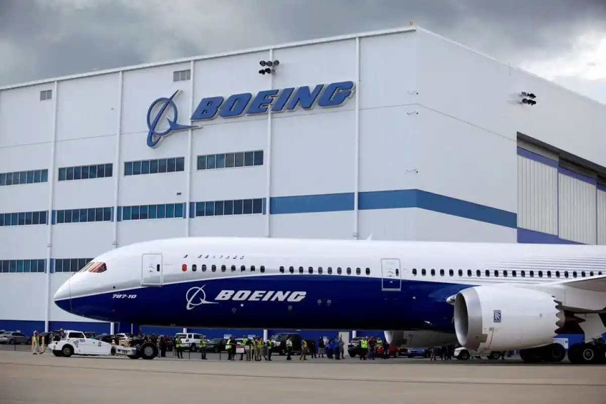 Boeing akan PHK 2.500 Karyawan