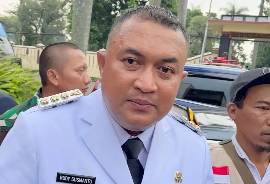 Bupati Bogor Rudy Susmanto