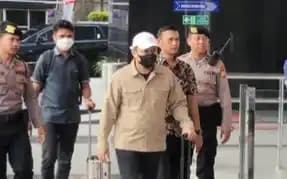 Bupati Koltim Abdul azis