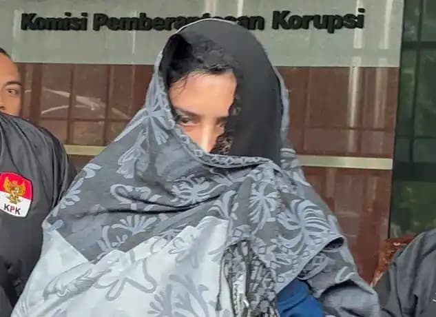 Bupati Pekalongan, Fadia Arafiq