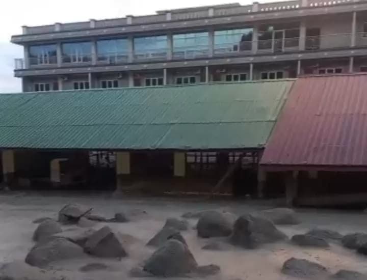Longsor Landa Desa Simangulampe Humbahas, 9 Orang Hilang