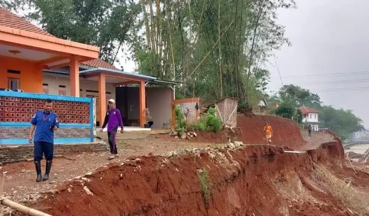 10 Rumah di Kabupaten Tangerang Terdampak Longsor