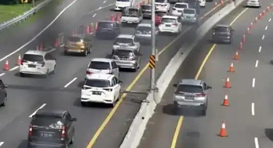 Contraflow di Ruas Tol Jagorawi Arah Puncak Diberlakukan