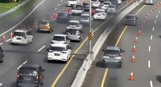 Contraflow di Ruas Tol Jagorawi Arah Puncak Diberlakukan