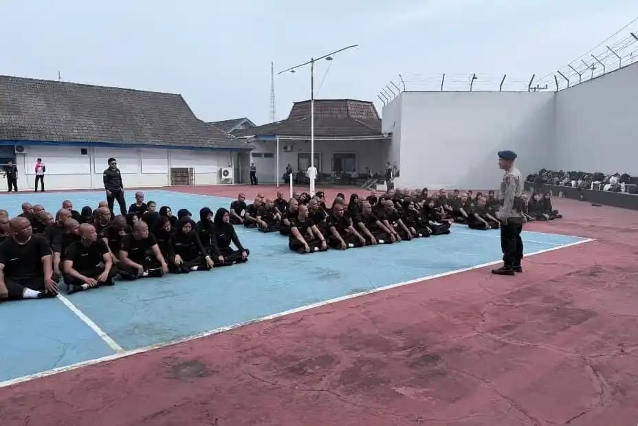 CPNS Pemasyarakatan Jambi mengikuti pelatihan penggunaan alat pengamanan huru-hara