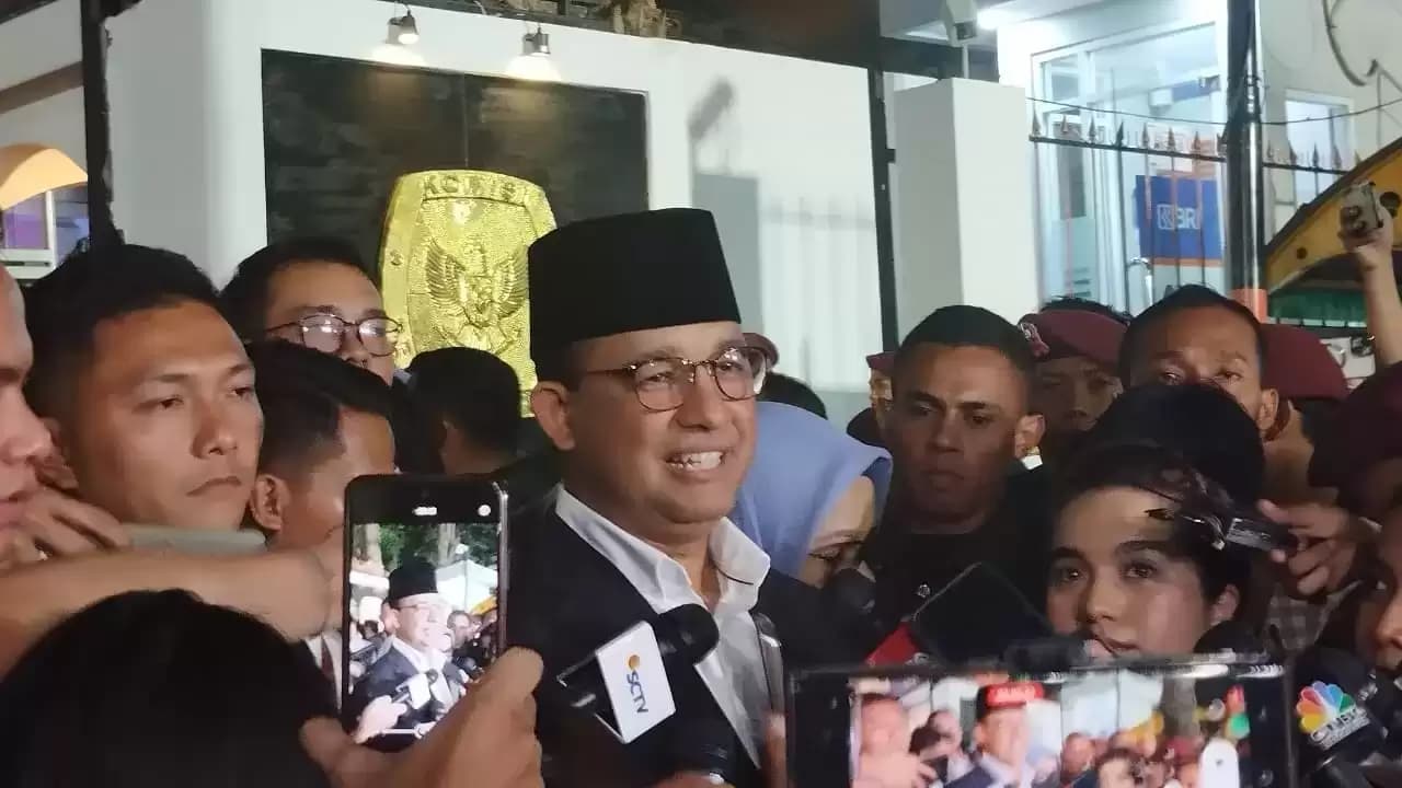 Anies Bolak-balik Ngomong