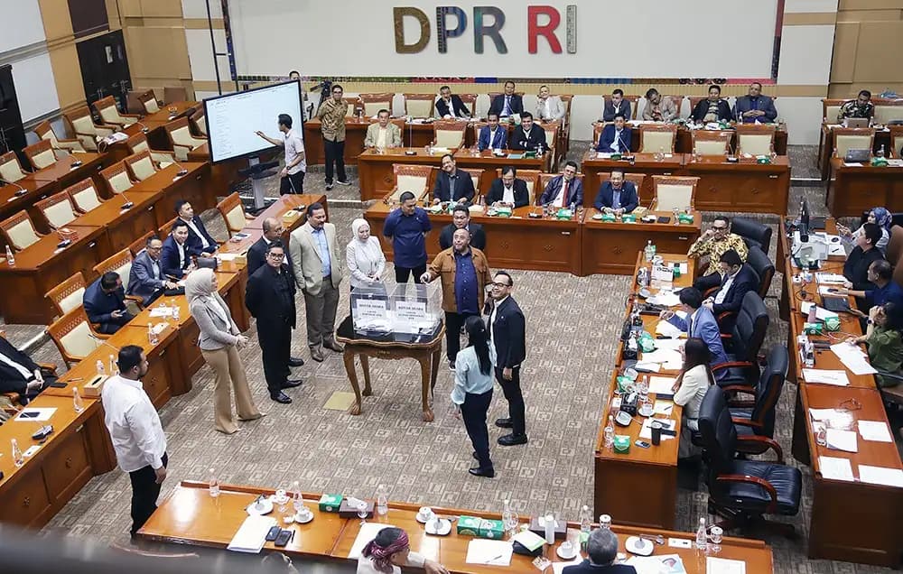 Penetapan 5 Pimpinan KPK 2024-2029 di Komisi III DPR RI, Kamis (21/11/2024) (Foto: Dok MI/Charles Ulag)