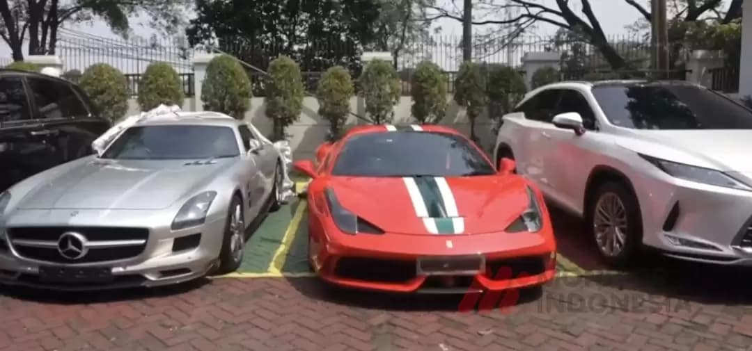 Mobil milik Harvey Moeis (Foto: Dok MI)