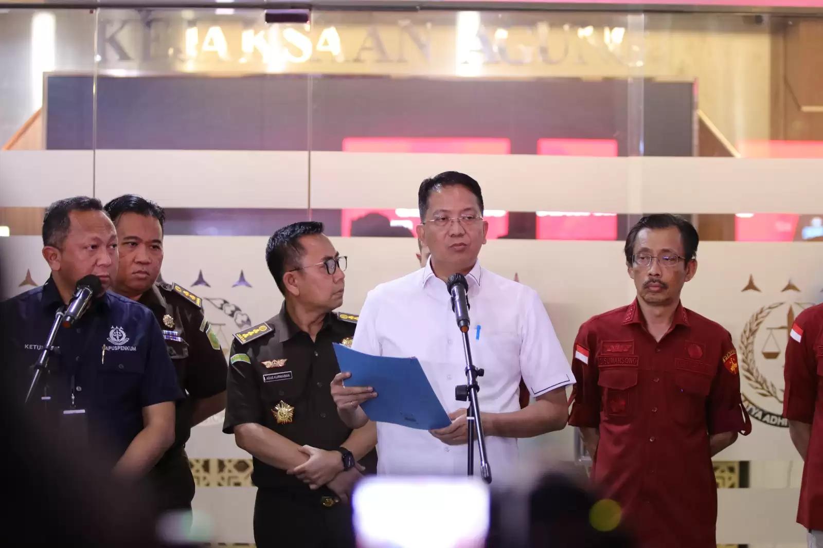 Jumlah total tersangka kini ada 22 orang, satu di antaranya sebagai tersangka dalam kasus obstruction of justice (Foto: Dok MI/Kejagung)