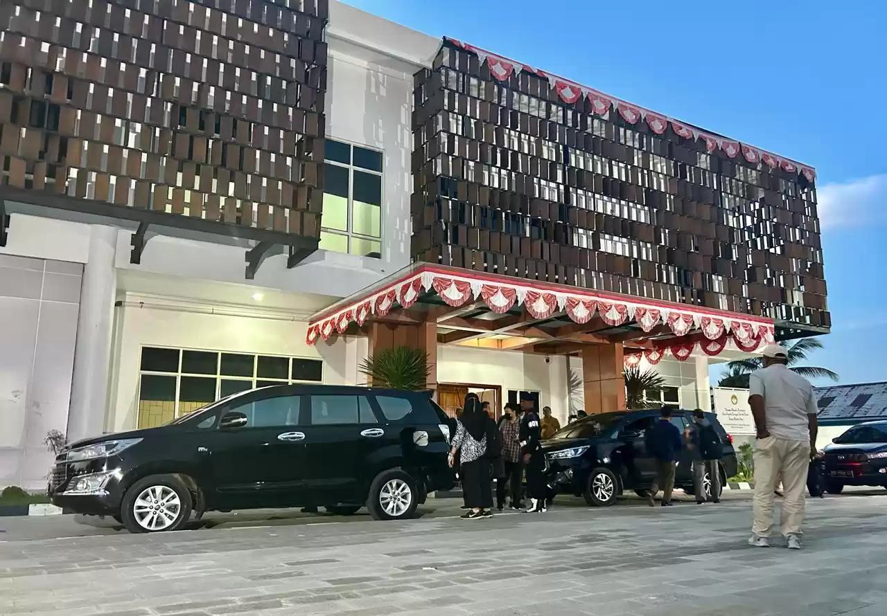 Daftar Pejabat Diduga Terlibat hingga Jadi Saksi Suap AGK, KPK Didesak Tetapkan Tersangka Baru