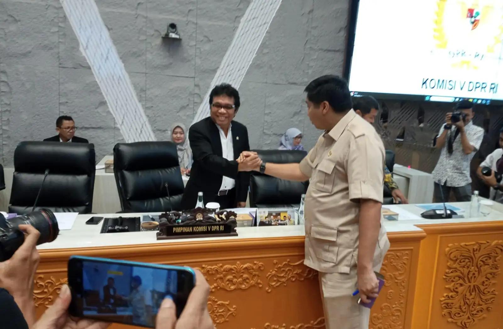Menteri Ara bersama Ridwan Bae (Foto: Dok MI/Jiani)