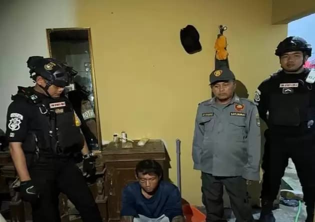 Polisi Surakarta Ringkus Tiga Pelaku Pemakai Sabu-sabu
