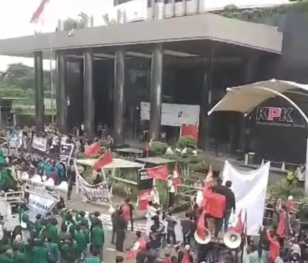 Demo tangkap harun masiku