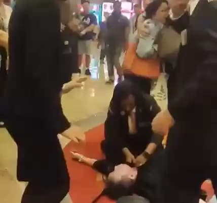 Di Marina Bay Sands Casino di Singapura, seorang pria dilaporkan meninggal tak lama setelah memenangkan hadiah mengejutkan sebesar $4 juta.