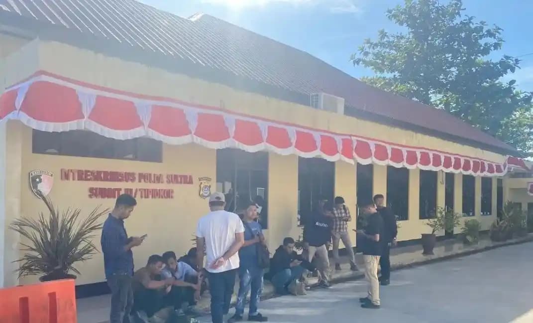 Di Polda Sultra, KPK Periksa Terduga Korupsi yang Terjaring OTT di Koltim