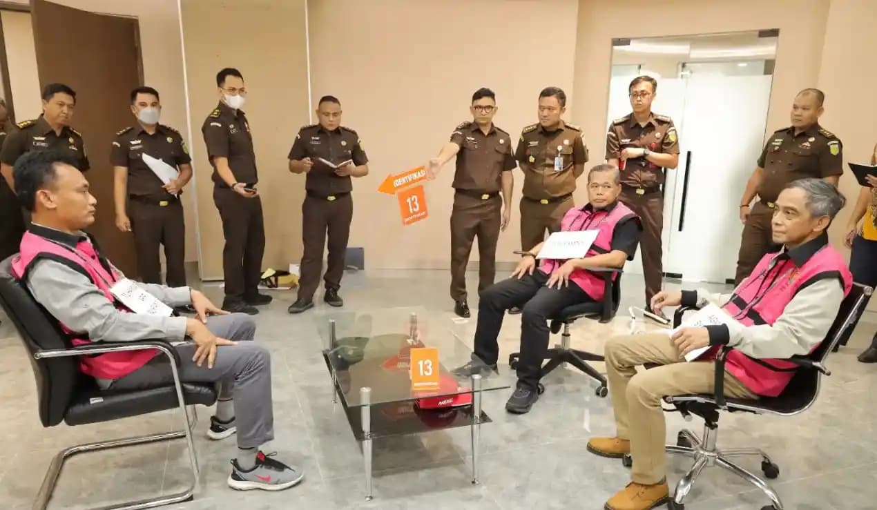 Djuyamto Cs setahap Lagi Hadapi Pengadilan