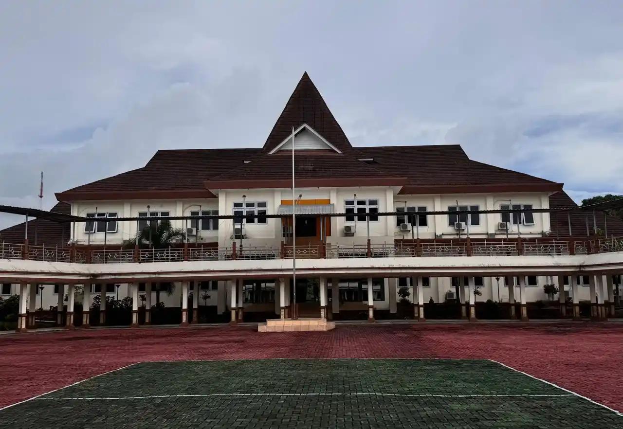 DPRD Maluku Utara
