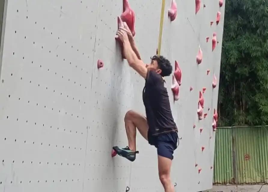 Dua Atlet Panjat Tebing RI Melaju ke Final Speed IFSC World Cup Wujiang