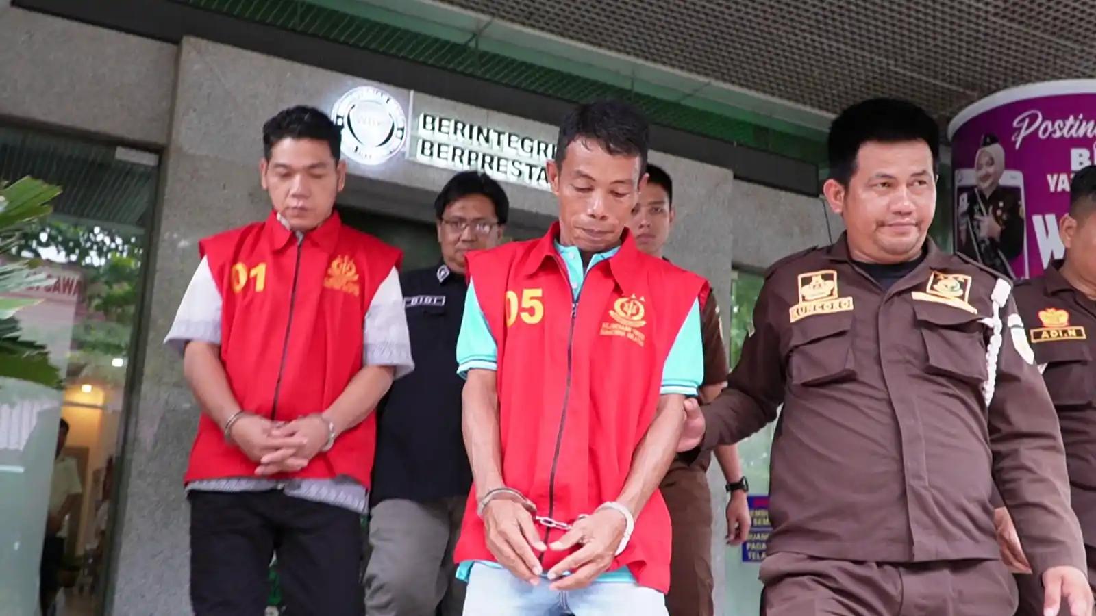 Dua Tersangka Kasus Dugaan Korupsi di Kecamatan Pagar Gunung, Ketua Forum Kades dan Bendahara