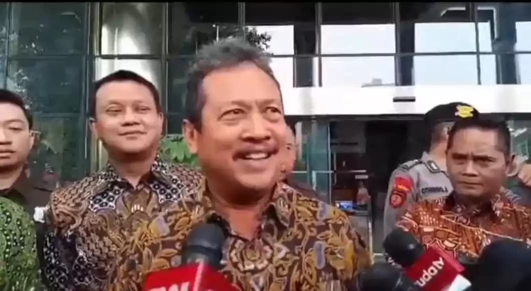Dugaan Korupsi Ekspor Benih Bening Lobster Ilegal Berkedok Budidaya Seret Menteri KP Sakti Wahyu Trenggono