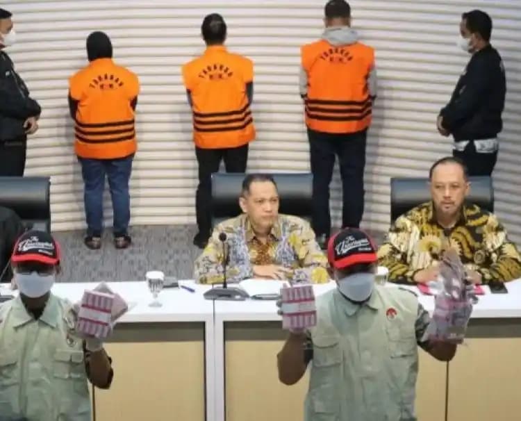 Duit Panas Rp 6,8 Miliar Disita KPK dalam OTT Plt Walkot Pekanbaru, Ini Rinciannya