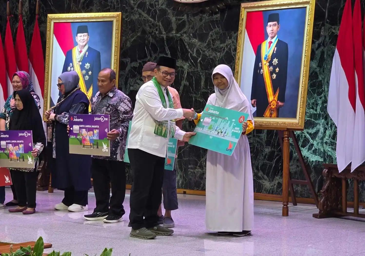Dukung Program Pemprov, Bank Jakarta Salurkan Bansos PKD untuk 56 Ribu Penerima Baru