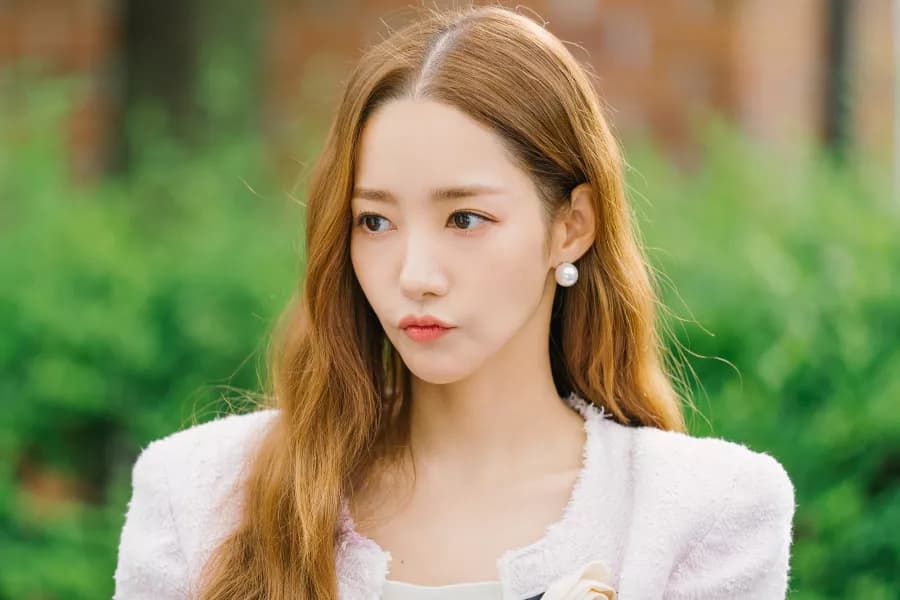Agensi Konfirmasi Jisoo BLACKPINK dan Ahn Bo Hyun Berpacaran