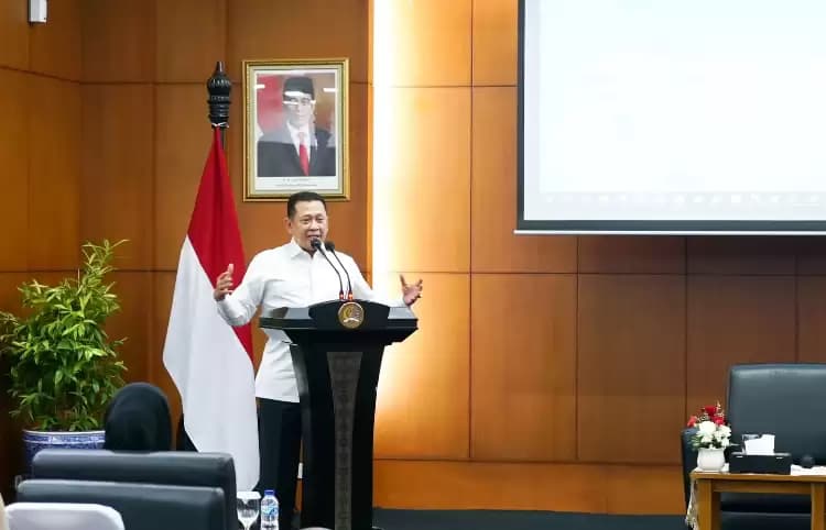 Jepang Wajibkan Turis Indonesia Tes TBC, Ketua MPR: Kemenkes Action