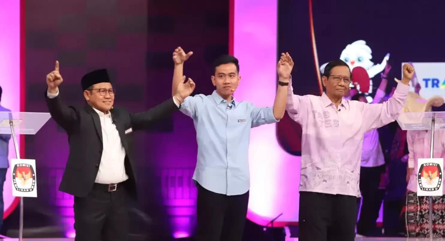 Arti Dibalik Syal Cak Imin, Ekspresi Gibran dan Mahfud dalam Debat Cawapres