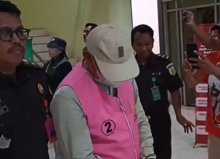 Eks Kadinkes Muna