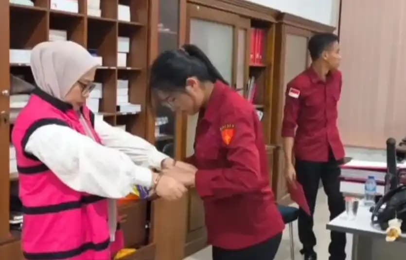 Eks Sekda Kota Kendari Nahwa Umar Tersangka Korupsi Anggaran 2020