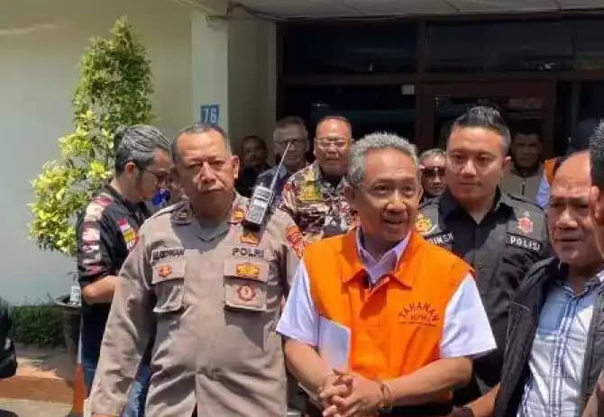 Eks Walkot Bandung Yana Mulyana
