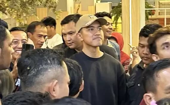 Ketum PSI Beri Teguran Keras kepada Ade Armando terkait Politik Dinasti DIY