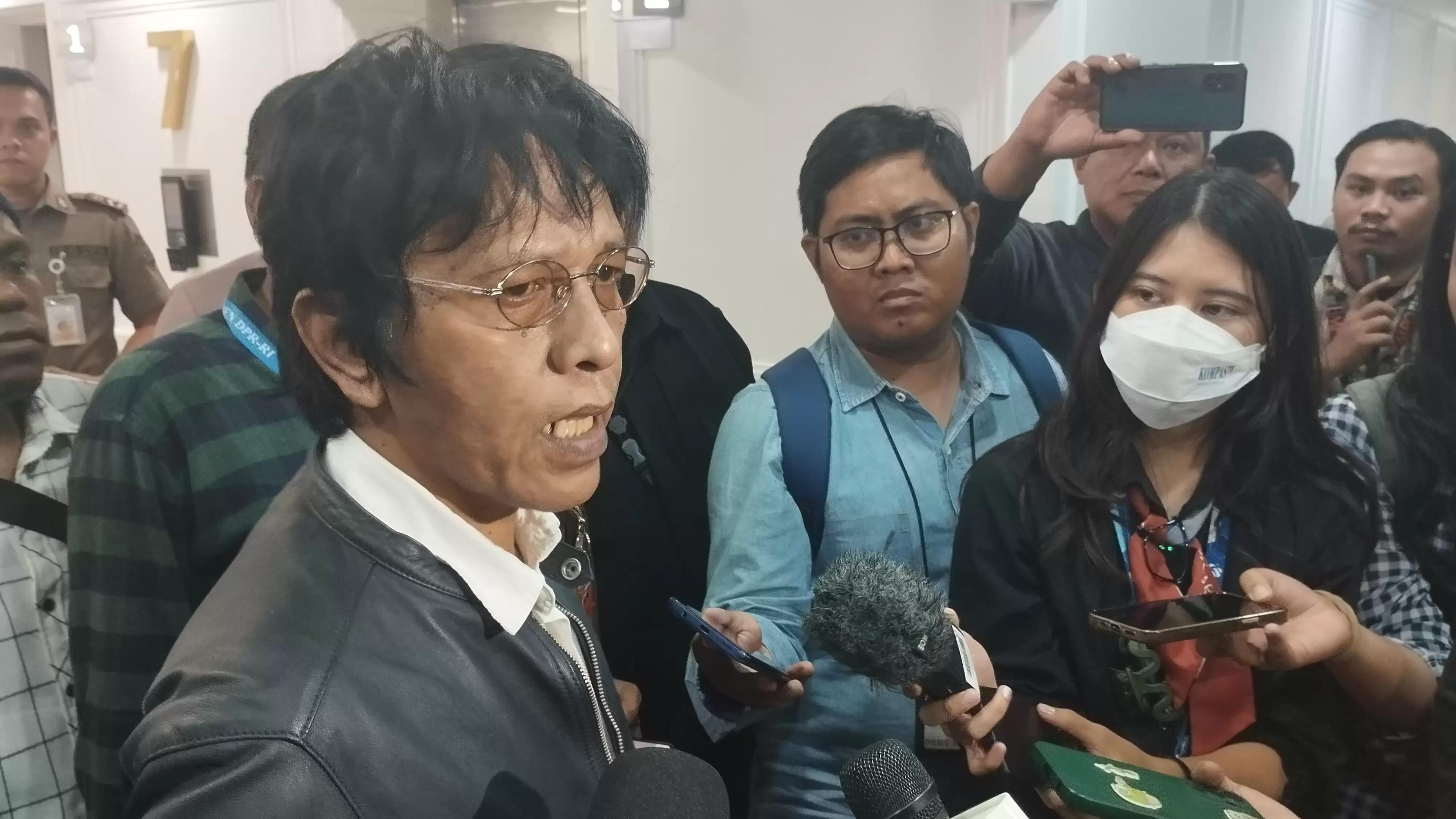 Fraksi PDIP Tunggu Perintah Ketum Soal Hak Angket, Adian: Keberanian Megawati Tetap Sama Seperti 28 Tahun yang Lalu
