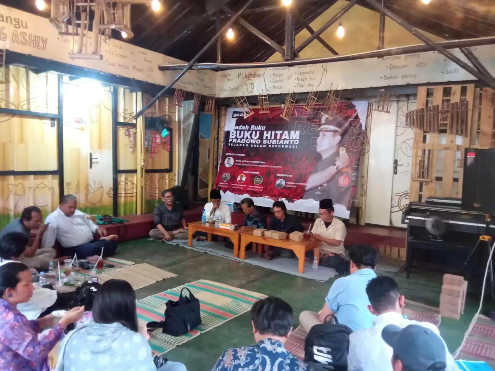 Aktivis 98 Gencarkan Bedah Buku Hitam Prabowo, Kupas Pelanggaran HAM dan Ambisi Berkuasa