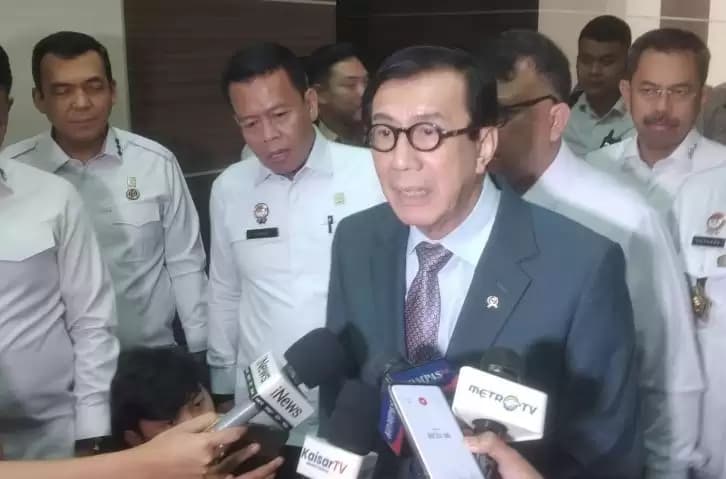 Soal Pengganti Wamenkumham Eddy, Yasonna Laoly: Terserah Presiden
