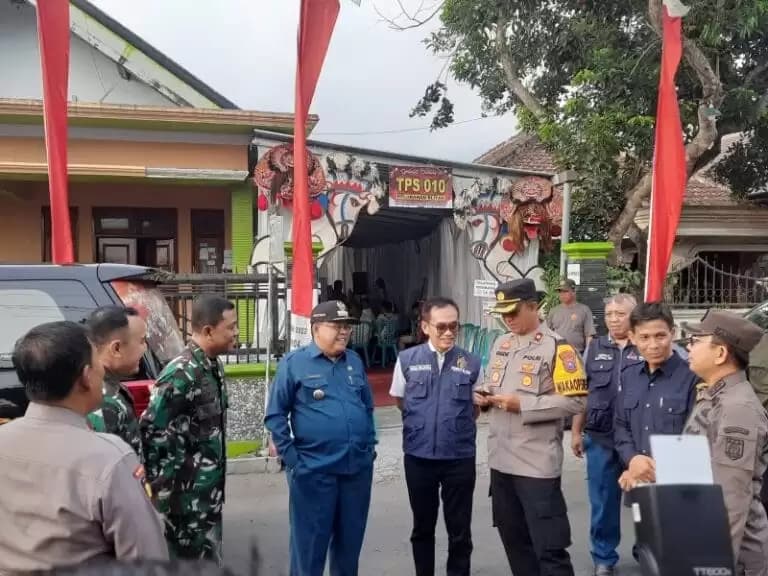 Forkopimda Kota Blitar Gelar Pantauan TPS, Wawali Tjujuk Sunario: Alhamdulillah Aman dan Kondusif