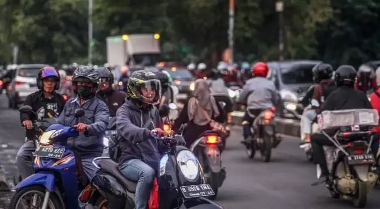 Polisi Tilang 1.599 Kendaraan Bermotor di Jakarta Karena Lawan Arah