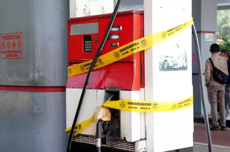 Begini Modus Oknum SPBU Curangi Meteran di Rest Area KM 42 Tol Jakarta-Cikampek