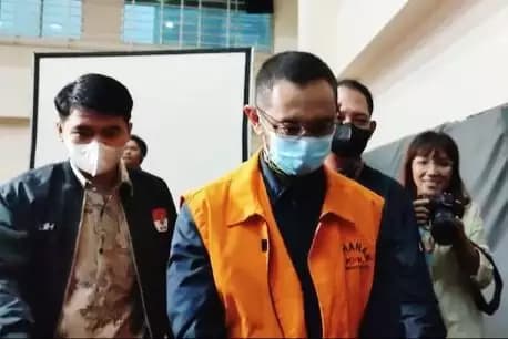 Andhi Pramono Dituntut 10 Tahun 3 Bulan Penjara