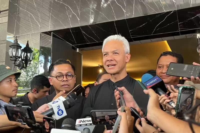 Respons Ganjar Soal Jokowi Sebut Data Pertahanan Tak Seperti Toko Kelontong
