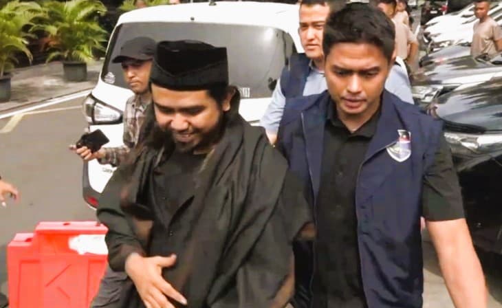 Polda Jatim Ambil Alih Kasus Gus Samsudin Terkait Konten "Tukar Pasangan"