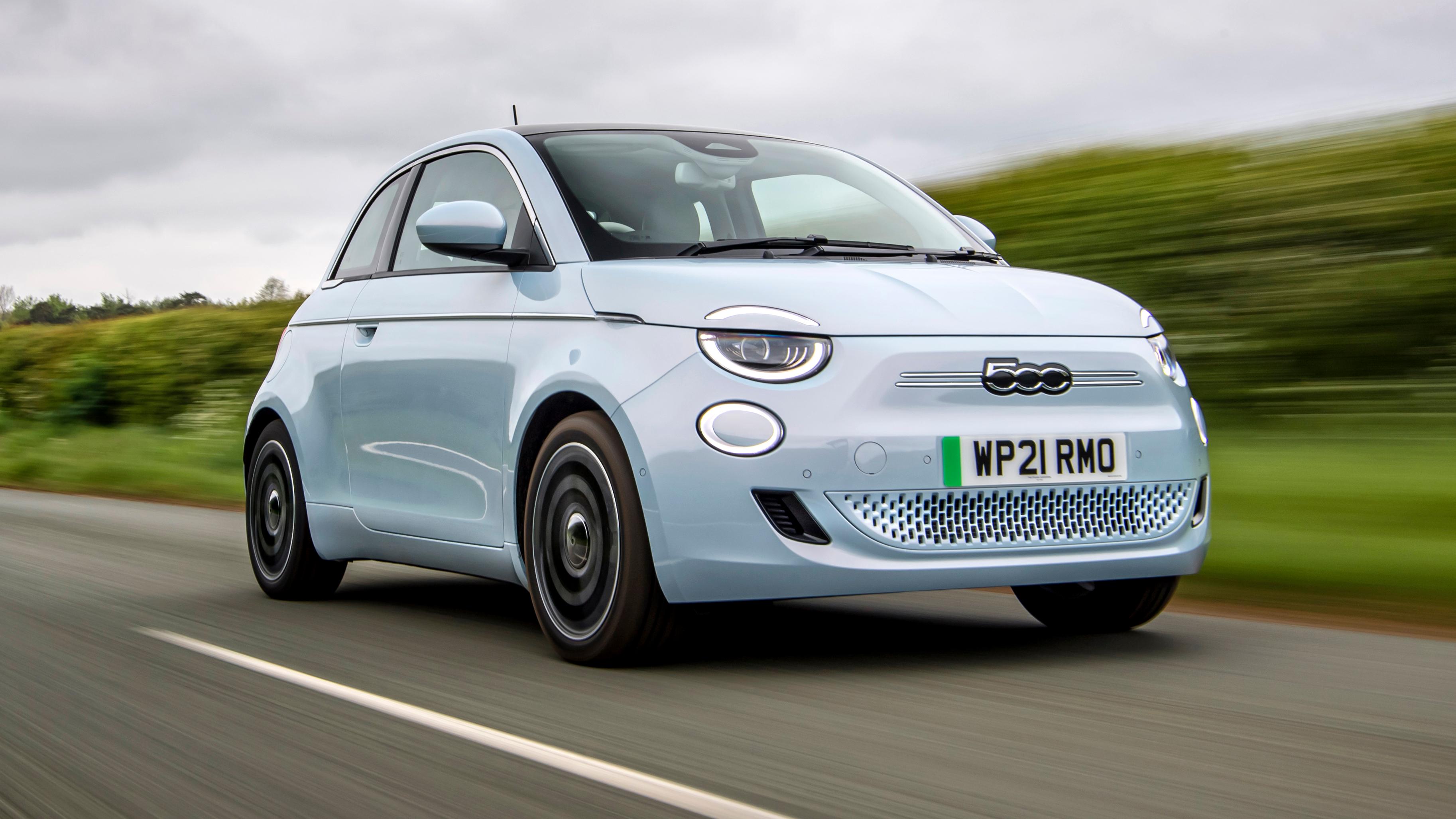 Fiat Tak Lagi Jual Mobil Berbahan Bakar Minyak Mulai Juli 2022