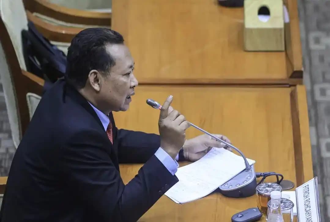 Fitroh Rohcahyanto Kembali ke KPK