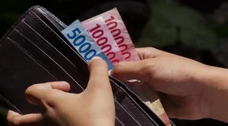 Formula Upah Minimum Provinsi (UMP) mencakup Kebutuhan Hidup Layak, Inflasi, dan Pertumbuhan ekonomi